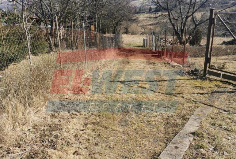 585 m2 POZEMKU K VÝSTAVBĚ V SUŠICI