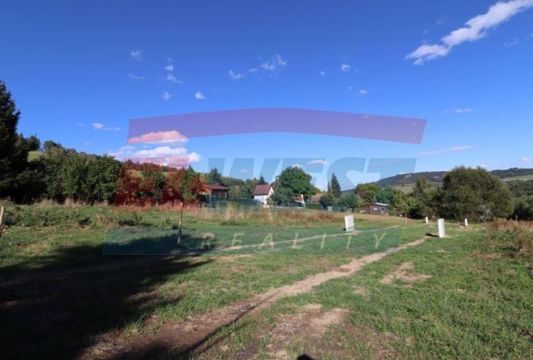 585 m2 POZEMKU K VÝSTAVBĚ V SUŠICI