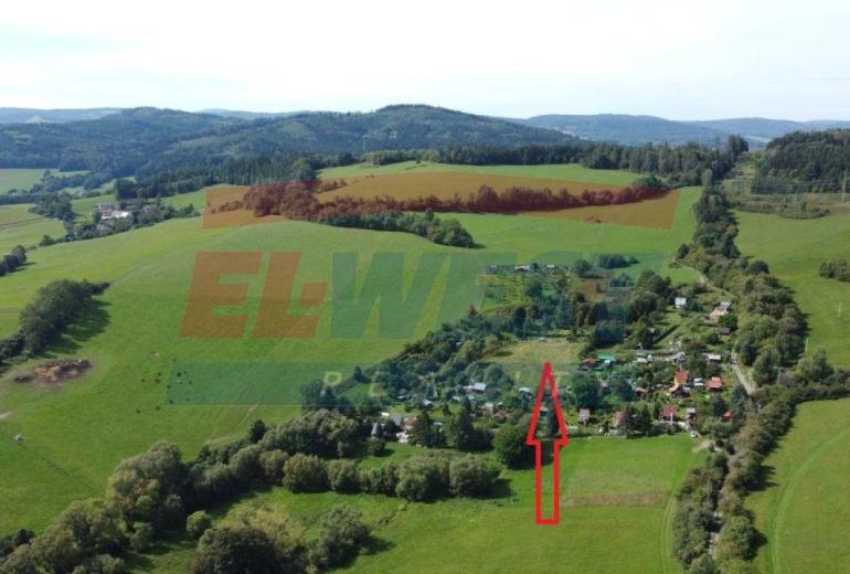 585 m2 POZEMKU K VÝSTAVBĚ V SUŠICI