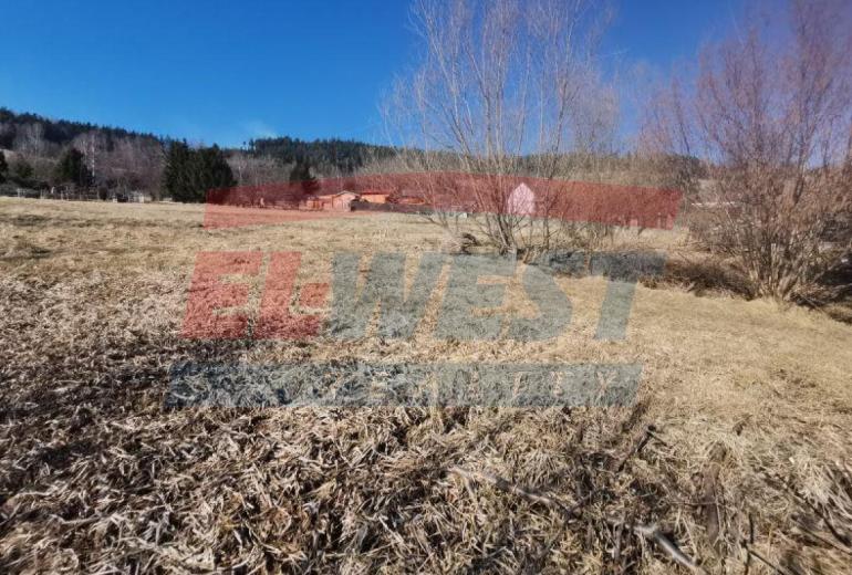 585 m2 POZEMKU K VÝSTAVBĚ V SUŠICI