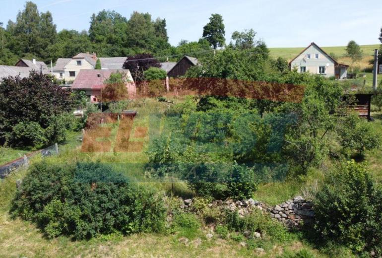 POZEMEK URČENÝ K VÝSTAVBĚ RODINNÉHO DOMU VE VLČKOVICÍCH U KOLINCE