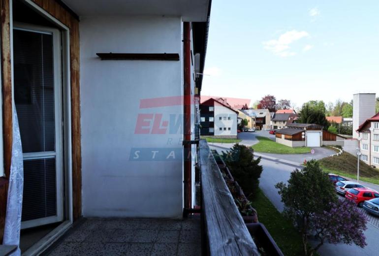 SNÍŽENÁ CENA !!! PRODEJ BYTU 3+1 / S LODŽIÍ V HARTMANICÍCH NA ŠUMAVĚ