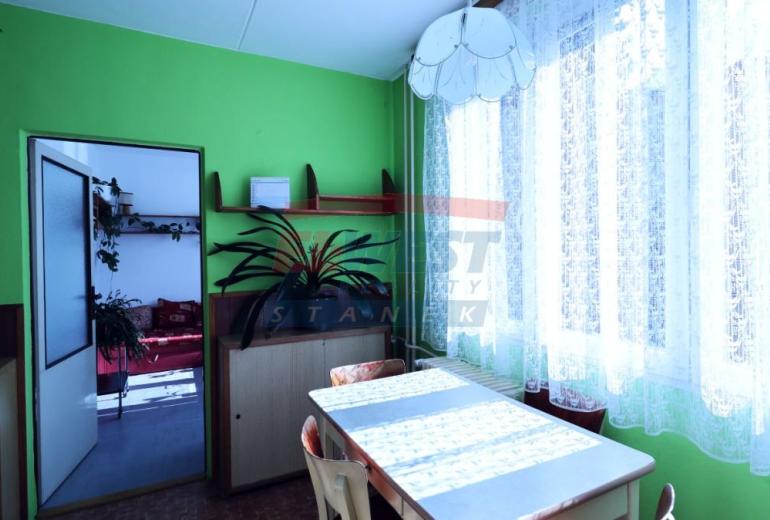 SNÍŽENÁ CENA !!! PRODEJ BYTU 3+1 / S LODŽIÍ V HARTMANICÍCH NA ŠUMAVĚ
