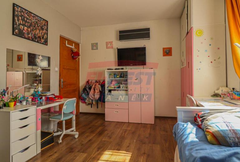PRODEJ ZATEPLENÉHO RODINNÉHO DOMU SE ZAHRADOU V SUŠICI