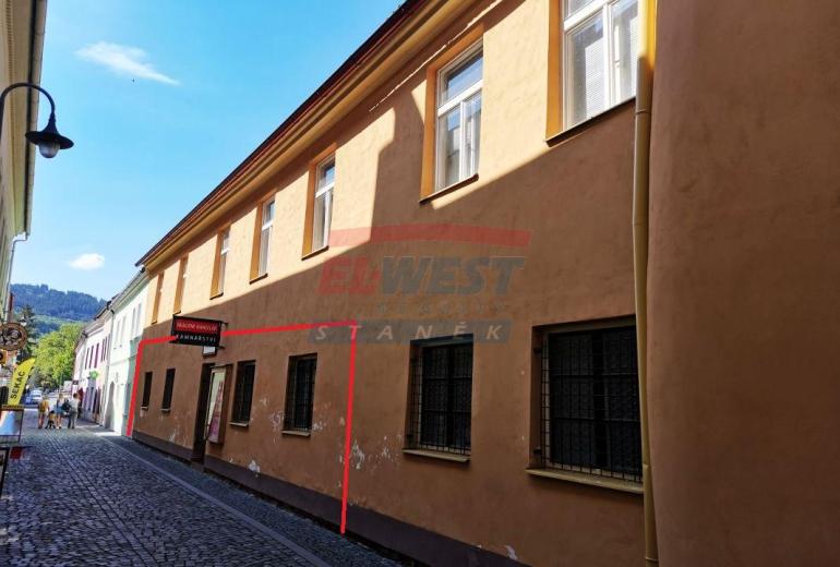 PRONÁJEM KANCELÁŘE/ KAVÁRNY U NÁMĚSTÍ V SUŠICI