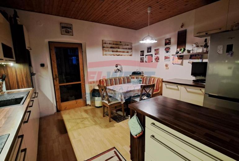 PRODEJ ŘADOVÉHO RODINNÉHO DOMU V SUŠICI S MALOU ZAHRÁDKOU