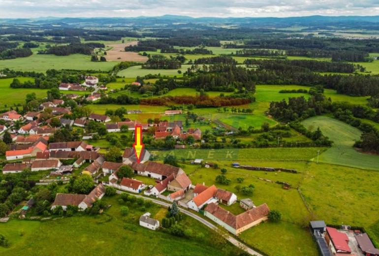 PRODEJ CHALUPY - DOMU SE ZAHRADOU U HORAŽĎOVIC - KOMUŠÍN