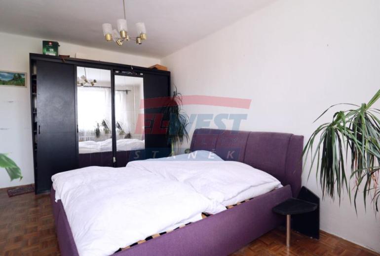 PRODEJ BYTU 2+1/2x BALKON V KLATOVECH, UL. TYRŠOVA