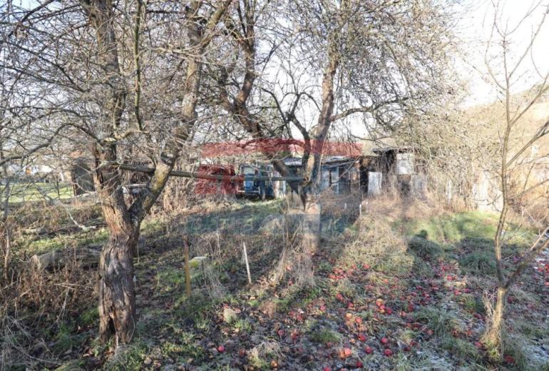 PRODEJ POZEMKU 588M2 URČENÝ K VÝSTAVBĚ SE ZAHRADOU/ POZEMKEM 5224M2 V DLOUHÉ VSI