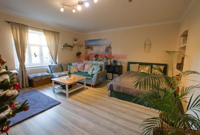 PRODEJ ZDĚNÉHO BYTU 2+1, 80 M2 V KAŠPERSKÝCH HORÁCH