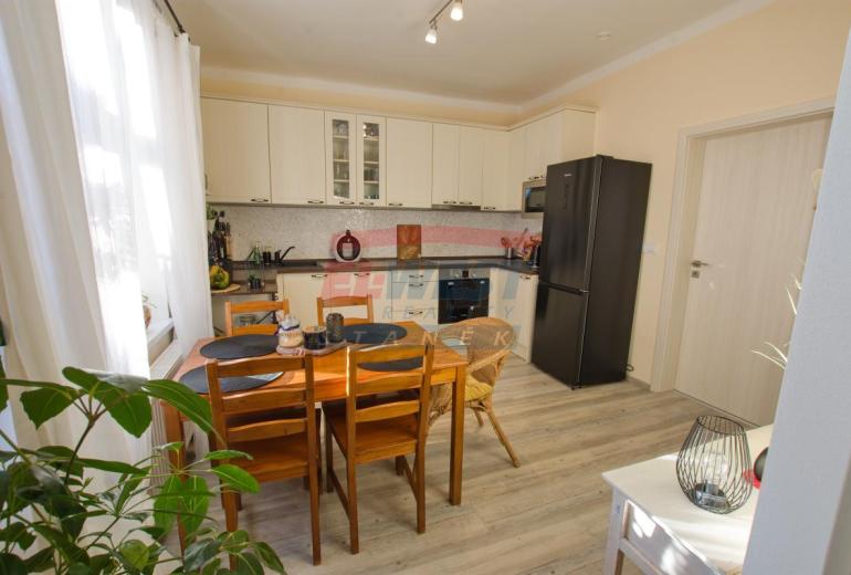 PRODEJ ZDĚNÉHO BYTU 2+1, 80 M2 V KAŠPERSKÝCH HORÁCH