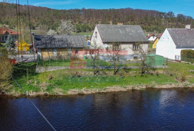 RODINNÝ DŮM - CHALUPA U ŘEKY OTAVY, ČEPICE U SUŠICE