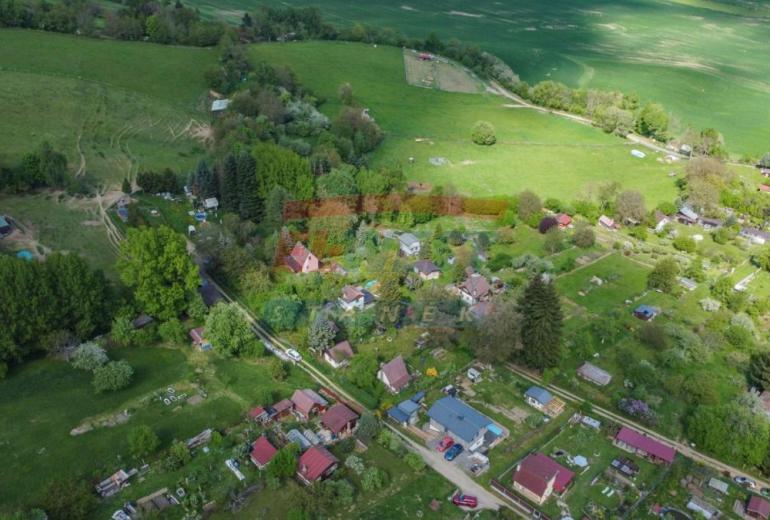 Prodej zahrady s chatkou v Sušici