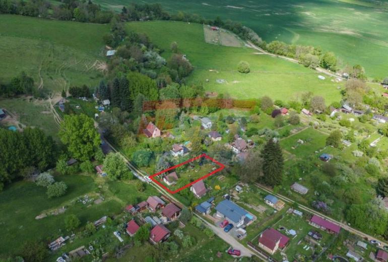 Prodej zahrady s chatkou v Sušici