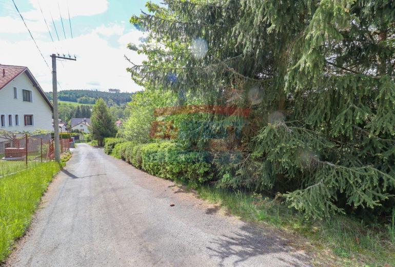Pozemek určený k výstavbě domu1678 m2 v Kolinci
