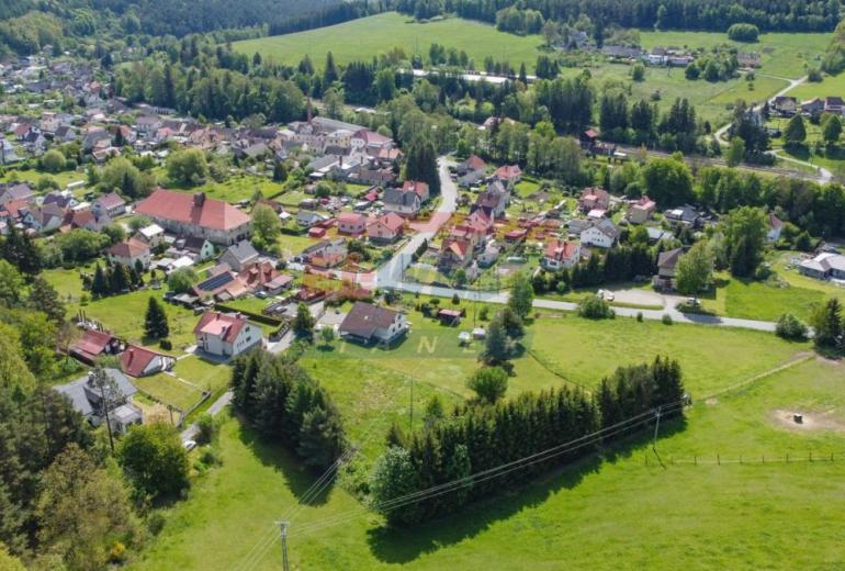 Pozemek určený k výstavbě domu1678 m2 v Kolinci