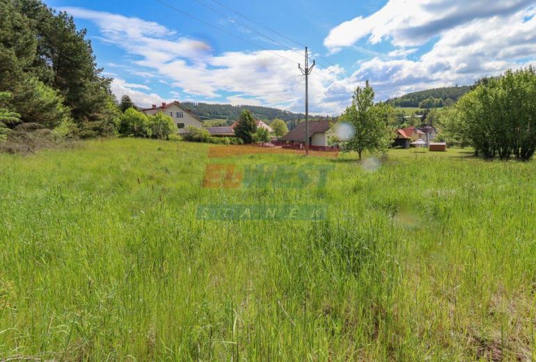 Pozemek určený k výstavbě domu 1679 m2 v Kolinci
