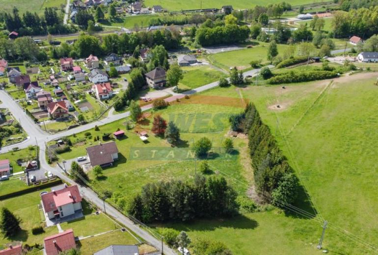 Pozemek určený k výstavbě domu 1679 m2 v Kolinci