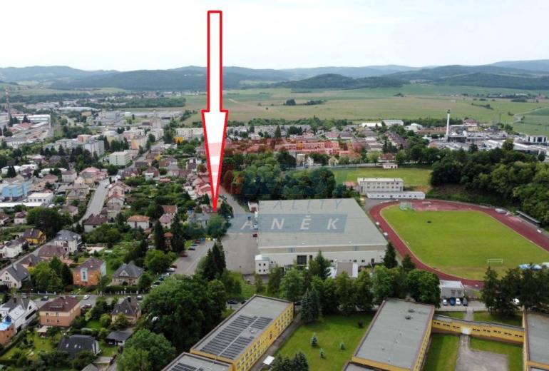 Prodej rodinné vily se zahradou a garáží v Klatovech