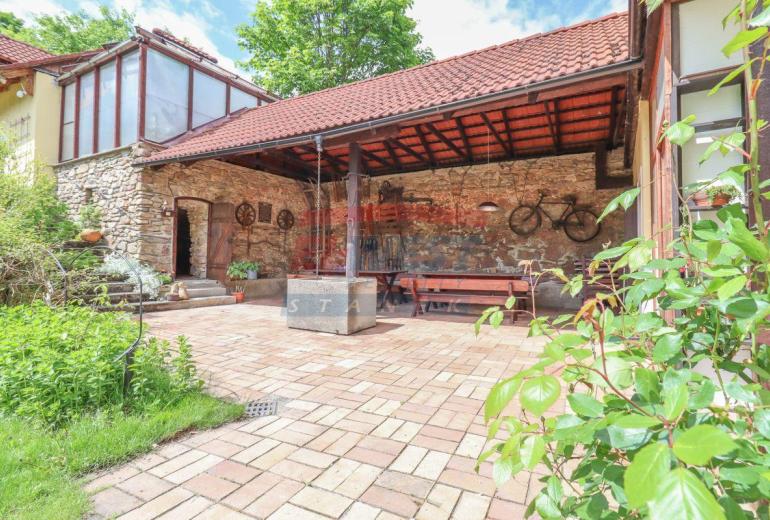 Prodej šumavského rodinného penzionu na Červené u Kašperských Hor