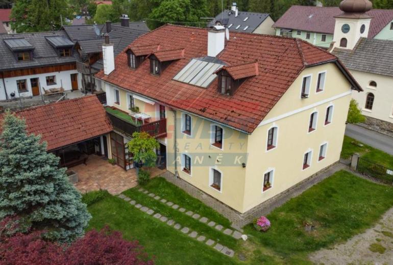 Prodej šumavského rodinného penzionu na Červené u Kašperských Hor