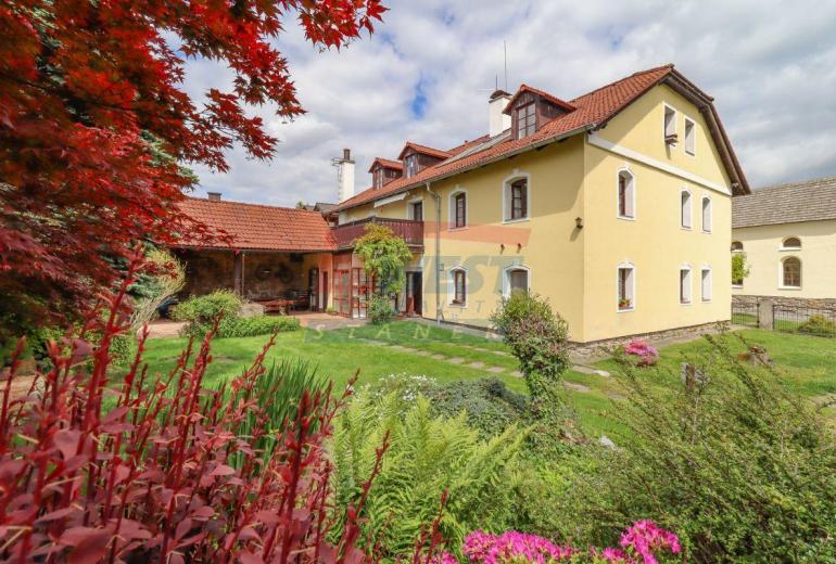 Prodej šumavského domu - rodinného penzionu na Červené, Šumava