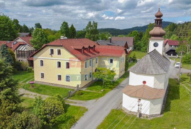 Prodej šumavského domu - rodinného penzionu na Červené, Šumava