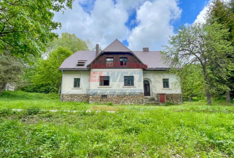 Prodej rekreačního domu na šumavské samotě u Horní Vltavice
