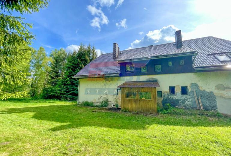 Prodej rekreačního domu na šumavské samotě u Horní Vltavice
