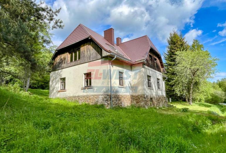 Prodej rekreačního domu na šumavské samotě u Horní Vltavice