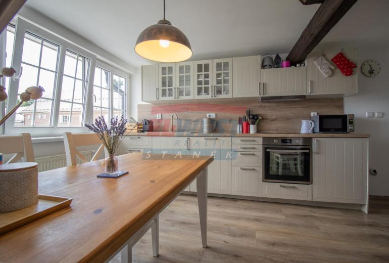 Prodej loftového apartmánu - bytu (58 m2) v Hartmanicích, Šumava