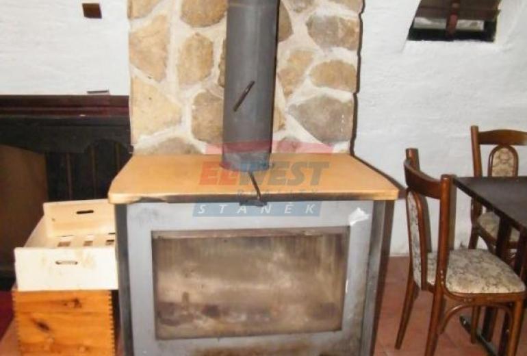 Pronájem komerčních prostor na náměstí v Sušici