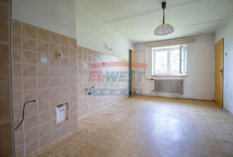 Prodej rodinného domu 3+1 s garáží a stodolou v Malém Boru u Horažďovic