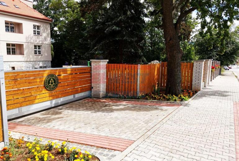 Pronájem podkrovního nadstandardního bytu – 2+kk v Rezidenci Šumava v Sušici