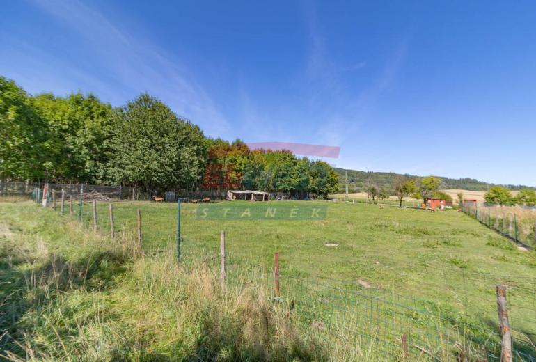 Na prodej pozemek 1096 m² v Sušici - Vaše investice do budoucna
