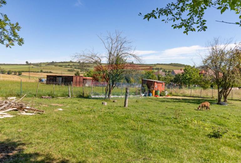 Na prodej pozemek 1096 m² v Sušici - Vaše investice do budoucna