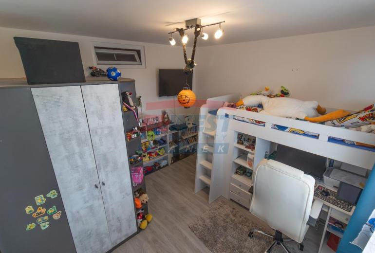 Prodej zrekonstruovaného bytu s bezbariérovým vstupem 3+1 v Sušici