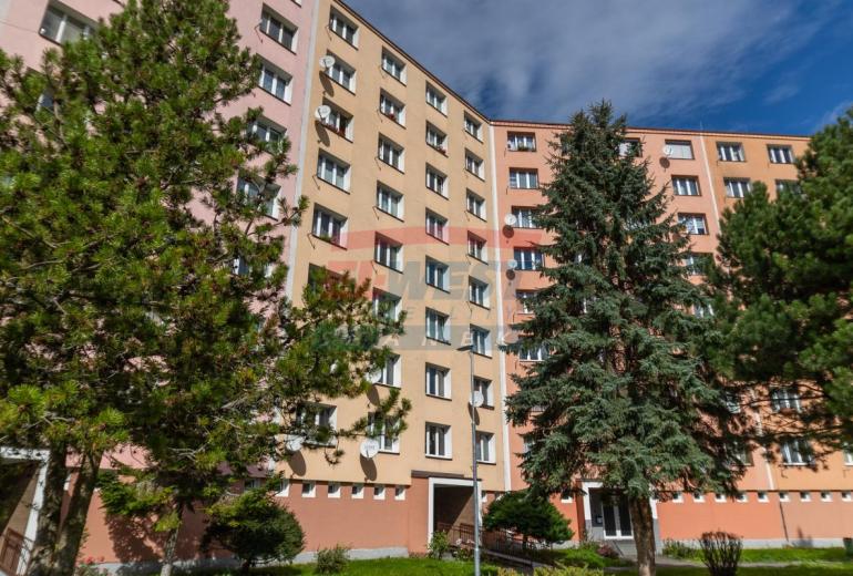 Prodej zrekonstruovaného bytu s bezbariérovým vstupem 3+1 v Sušici
