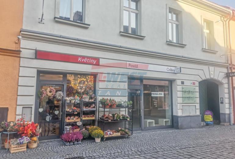Pronájem prodejny v blízkosti centra Sušice, ul. Americké armády