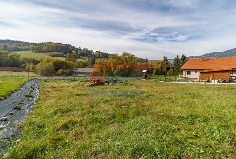 Prodej pozemku určeného k výstavbě rodinného domu v Sušici