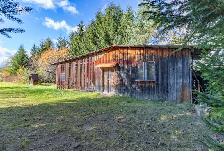 Prodej stavebního pozemku pro 2 domy 2306 m2 v Žichovicích