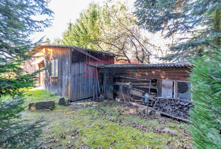 Prodej stavebního pozemku pro 2 domy 2306 m2 v Žichovicích