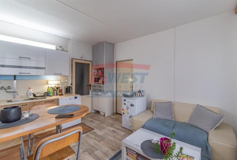 Pronájem panelového bytu 1+1 v Sušici, ul. Volšovská