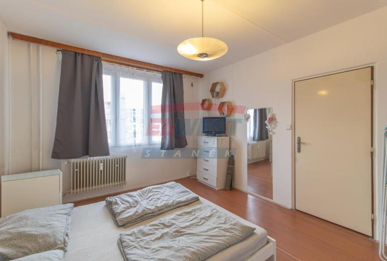 Pronájem panelového bytu 1+1 v Sušici, ul. Volšovská