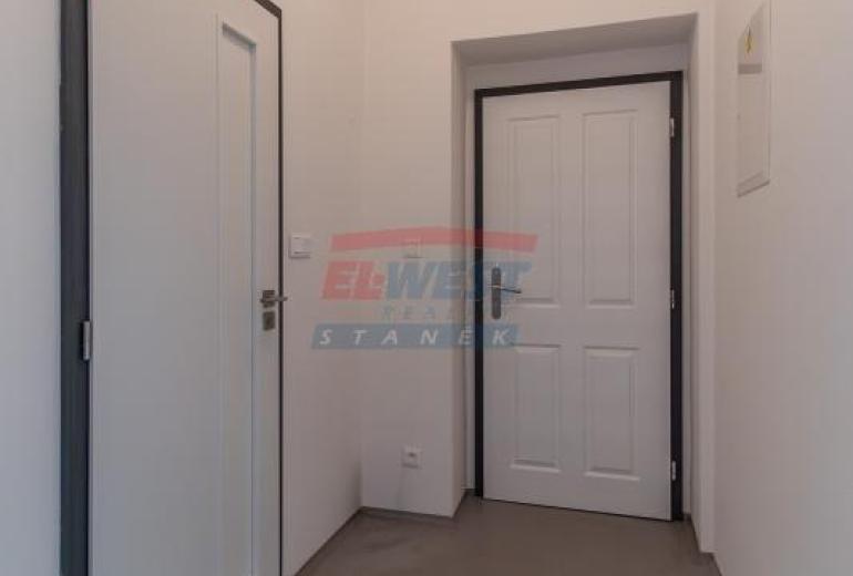 Pronájem nadstandardního bytu garsonky v areálu Rezidence Šumava v Sušici