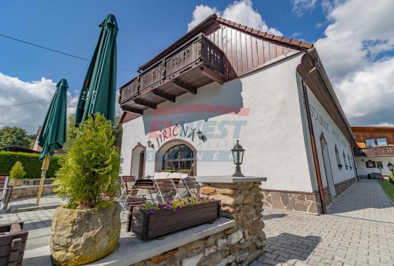 Prodej klimatizovaného apartmánu 2+kk s balkonem v Rezidenci Jiřičné u Petrovic, Šumava