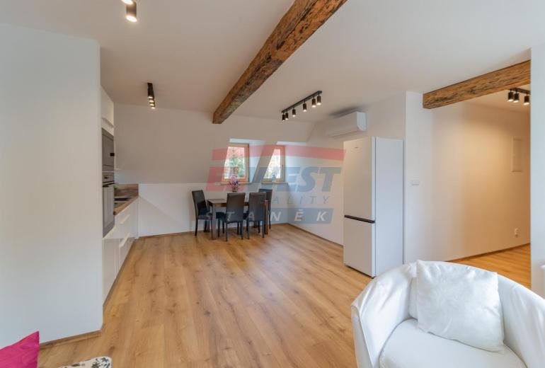 Prodej klimatizovaného apartmánu č.2  2+kk v Rezidenci Jiřičné u Sušice, Šumava