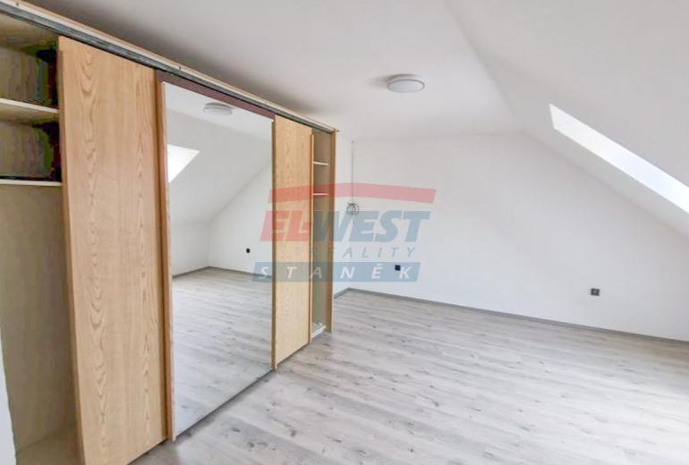 Pronájem bytu 2+kk v centru Sušice