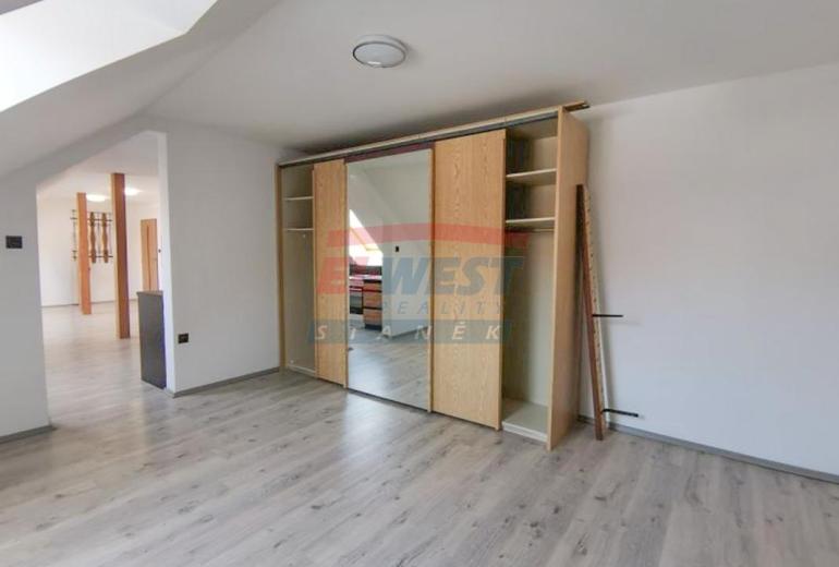 Pronájem bytu 2+kk v centru Sušice