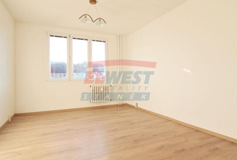 Pronájem bytu po rekonstrukci 3+1 se zasklenoulodžií v Sušici